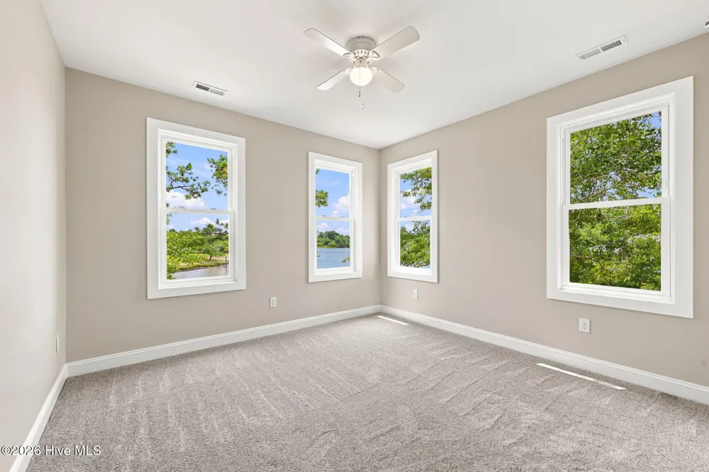 204 Ashley Place Swansboro, NC 28584