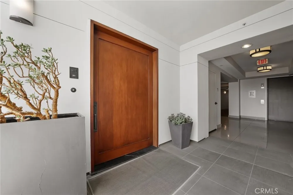 920 Granite Dr. #501 Pasadena, CA 91101