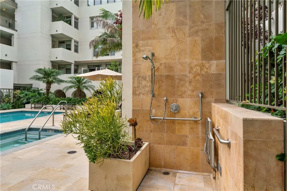 920 Granite Dr. #501 Pasadena, CA 91101