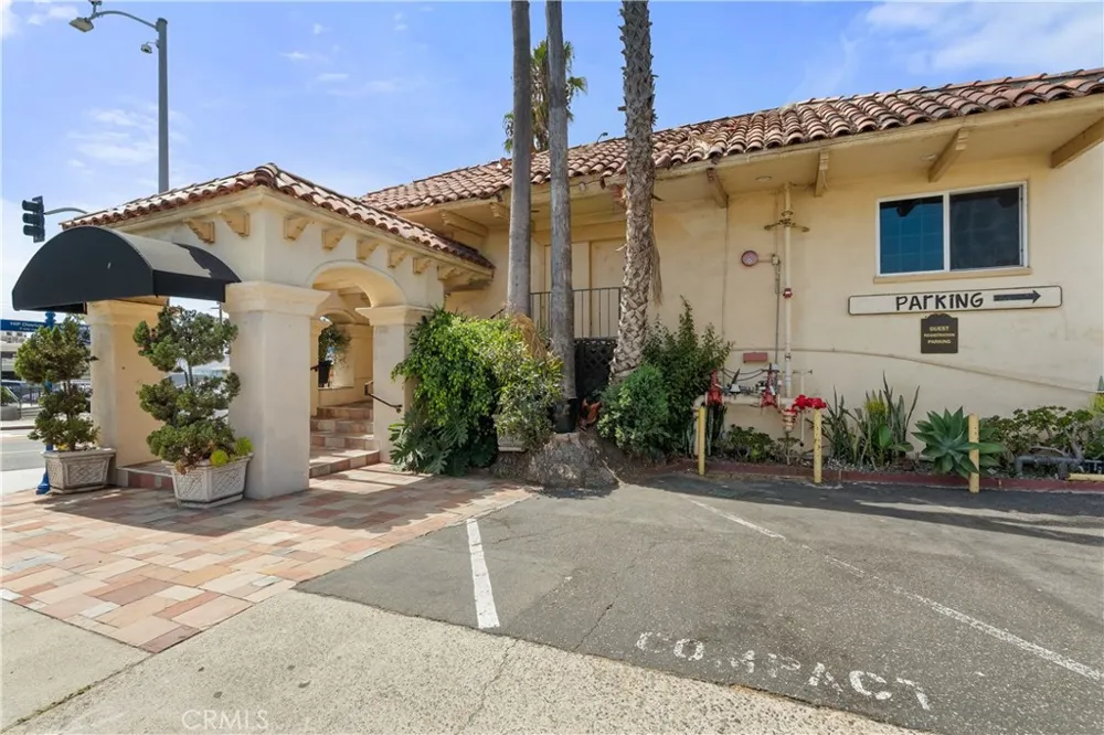 696 S Coast Laguna Beach, CA 92651