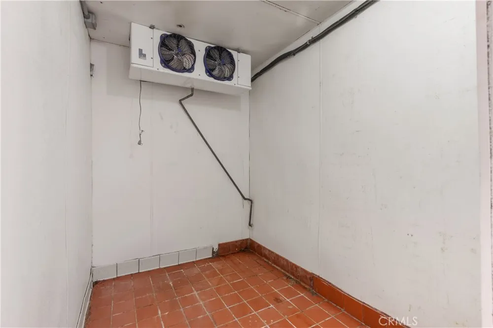 696 S Coast Laguna Beach, CA 92651