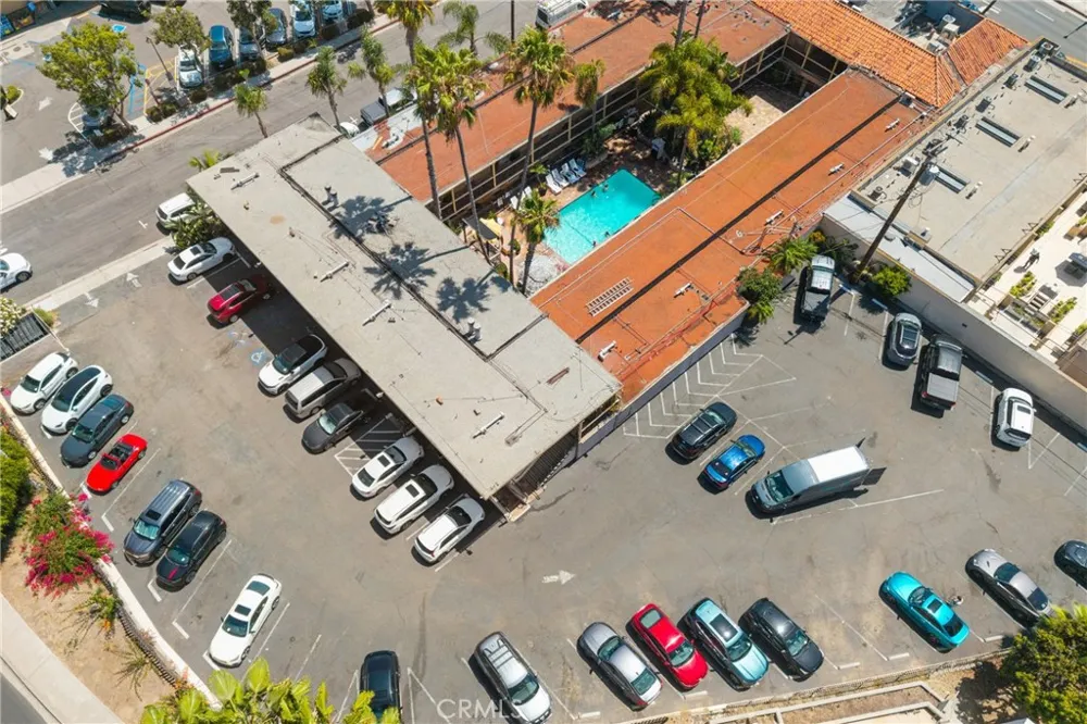 696 S Coast Laguna Beach, CA 92651