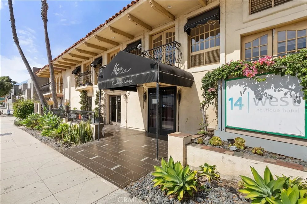 696 S Coast Laguna Beach, CA 92651