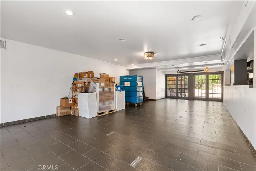 696 S Coast Laguna Beach, CA 92651