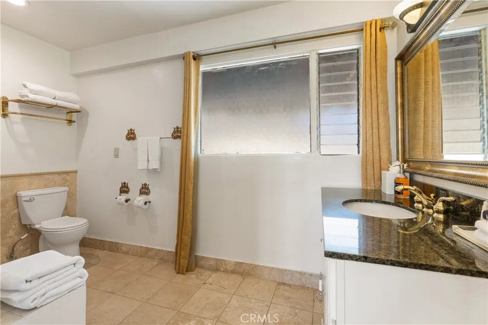 696 S Coast Laguna Beach, CA 92651