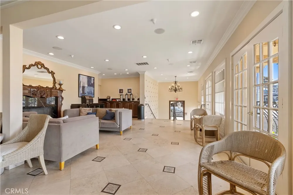 696 S Coast Laguna Beach, CA 92651