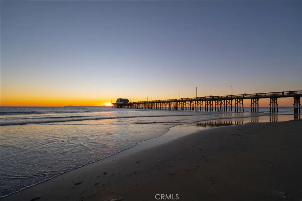 20682 Hopetown Huntington Beach, CA 92646