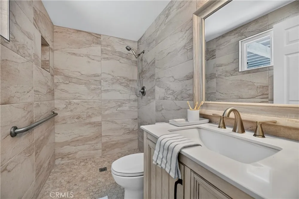 20682 Hopetown Huntington Beach, CA 92646