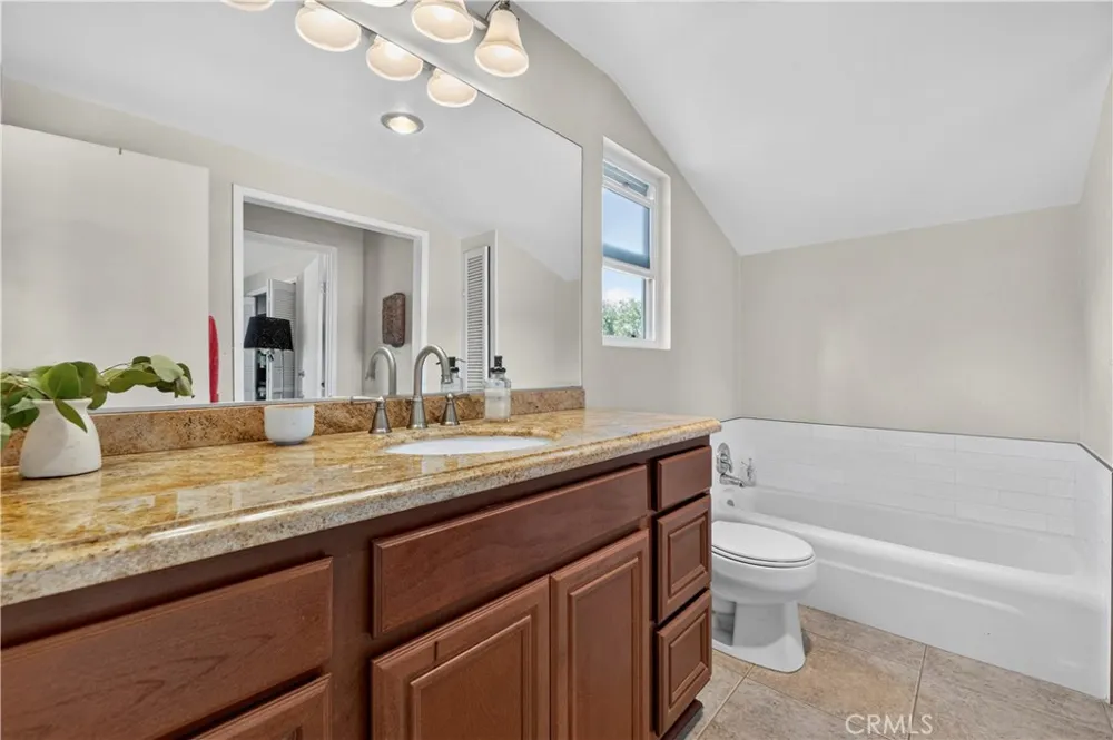 20682 Hopetown Huntington Beach, CA 92646