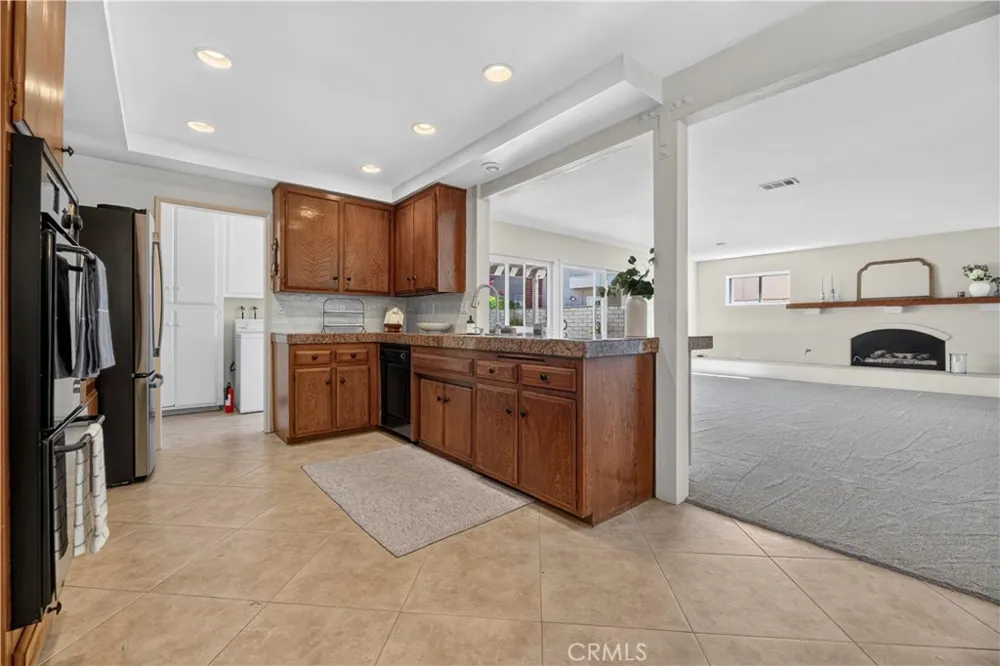 20682 Hopetown Huntington Beach, CA 92646