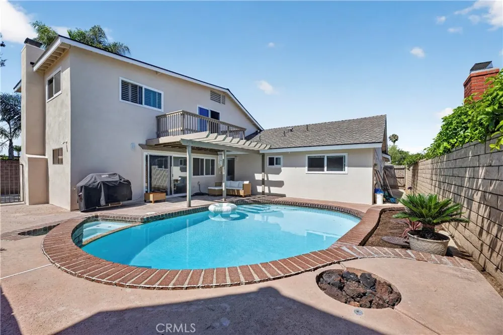20682 Hopetown Huntington Beach, CA 92646