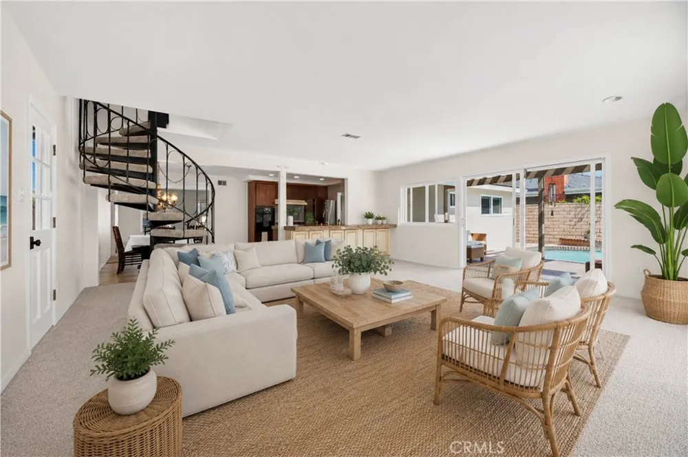20682 Hopetown Huntington Beach, CA 92646