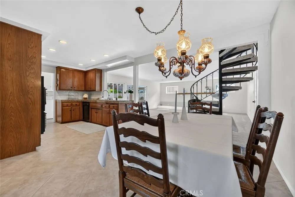 20682 Hopetown Huntington Beach, CA 92646