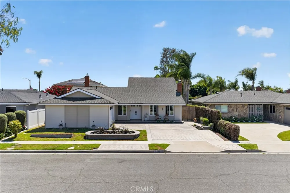 20682 Hopetown Huntington Beach, CA 92646