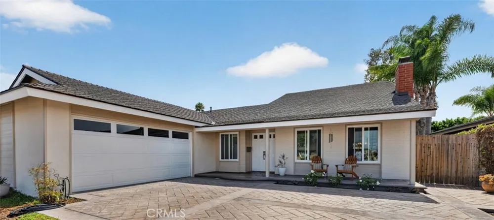 20682 Hopetown Huntington Beach, CA 92646