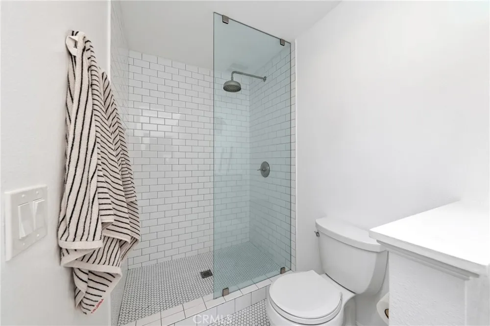 306 Campbell Lane Costa Mesa, CA 92627