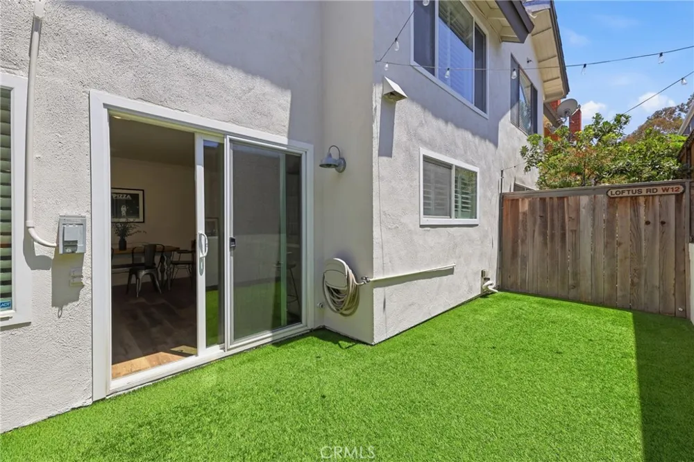 306 Campbell Lane Costa Mesa, CA 92627