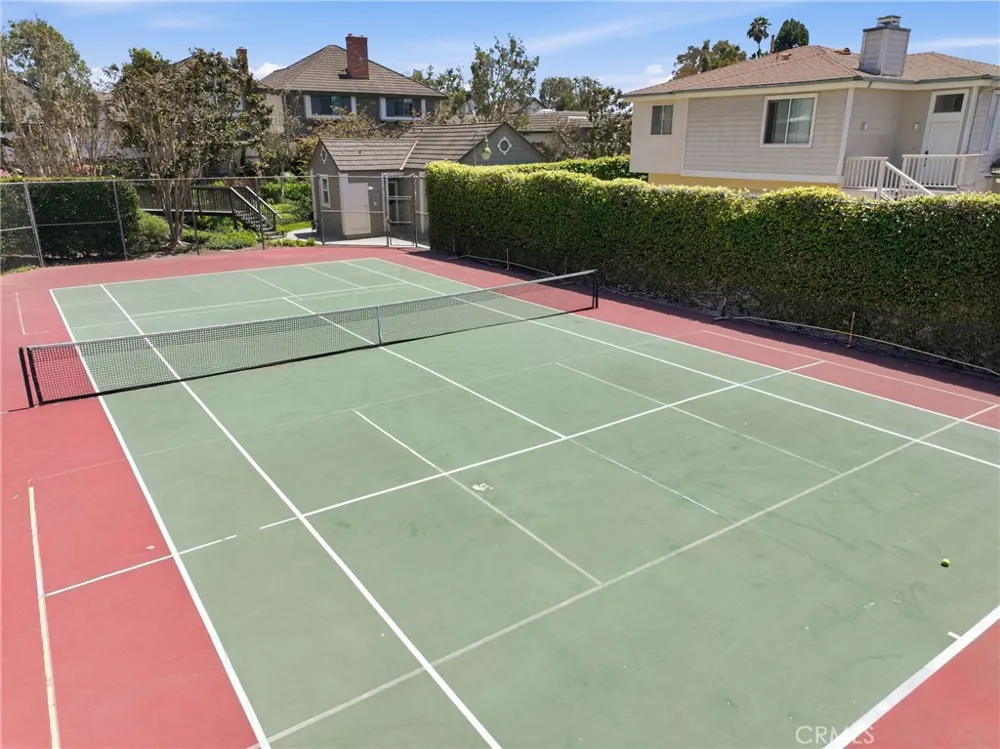 306 Campbell Lane Costa Mesa, CA 92627