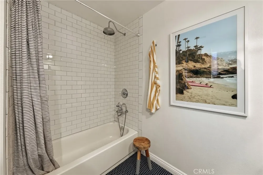 306 Campbell Lane Costa Mesa, CA 92627