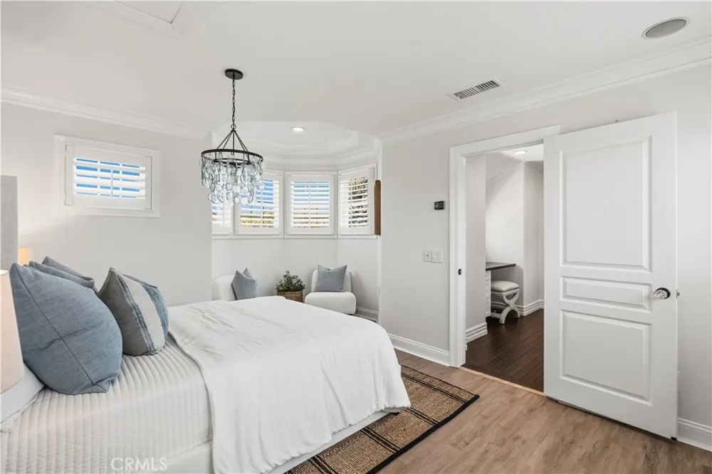 5 Cape Woodbury Newport Beach, CA 92660