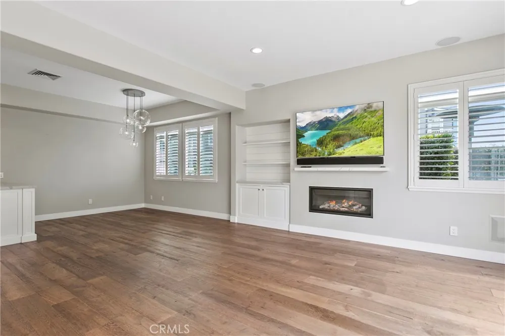 500 Marigold Corona del Mar, CA 92625