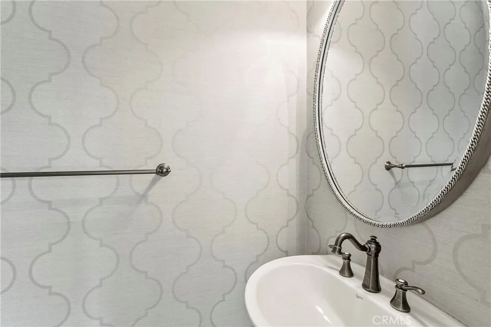 500 Marigold Corona del Mar, CA 92625