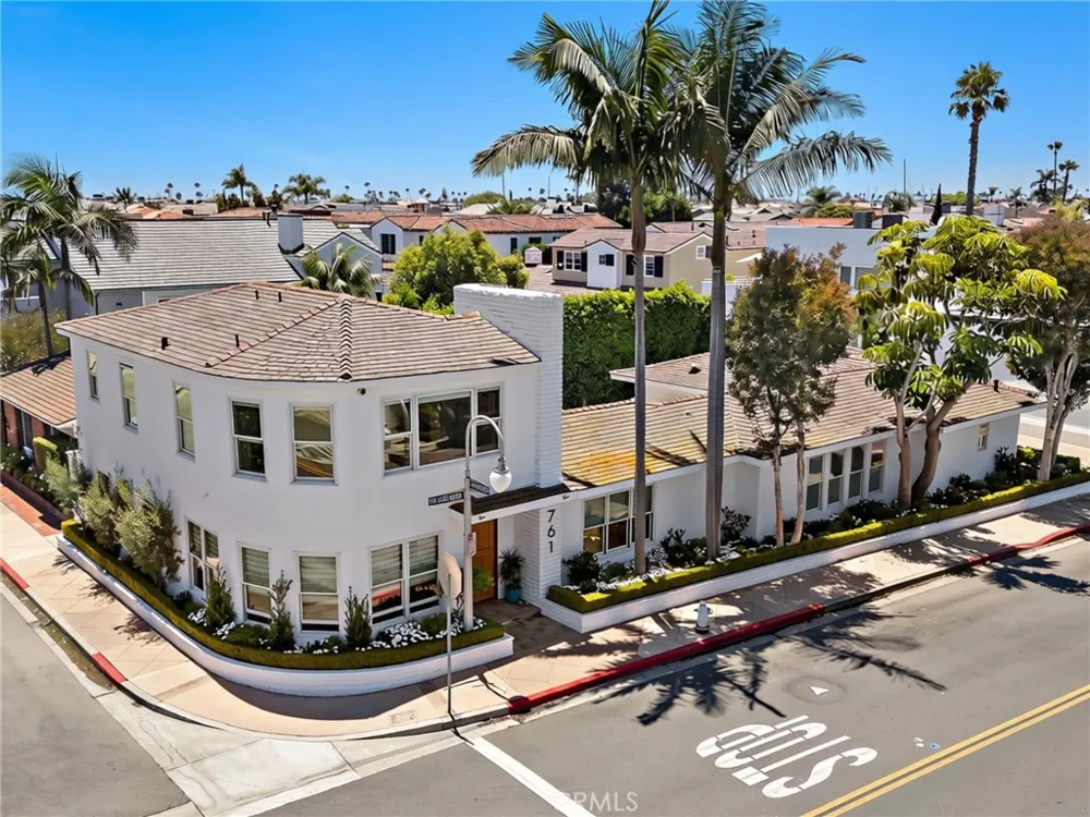 761 Via Lido Nord Newport Beach, CA 92663