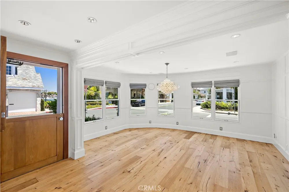 761 Via Lido Nord Newport Beach, CA 92663