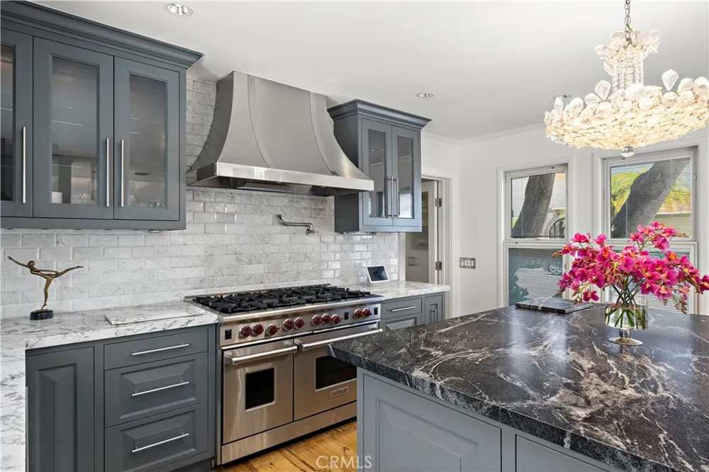 761 Via Lido Nord Newport Beach, CA 92663