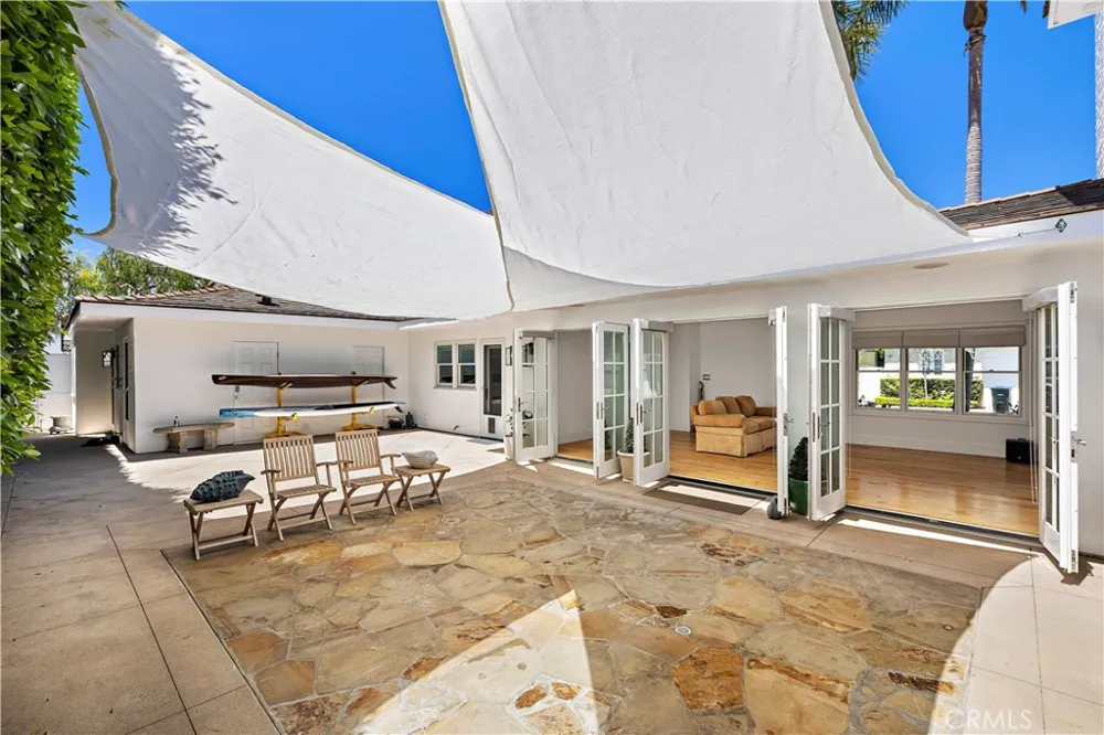 761 Via Lido Nord Newport Beach, CA 92663
