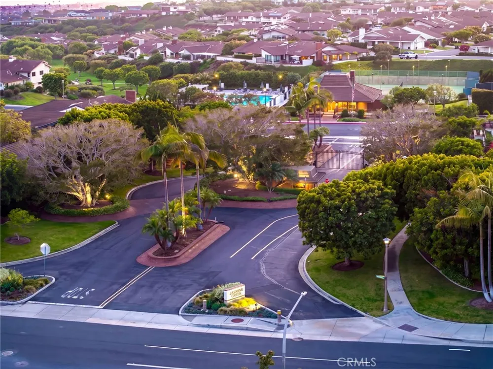 10 Maritime Corona del Mar, CA 92625