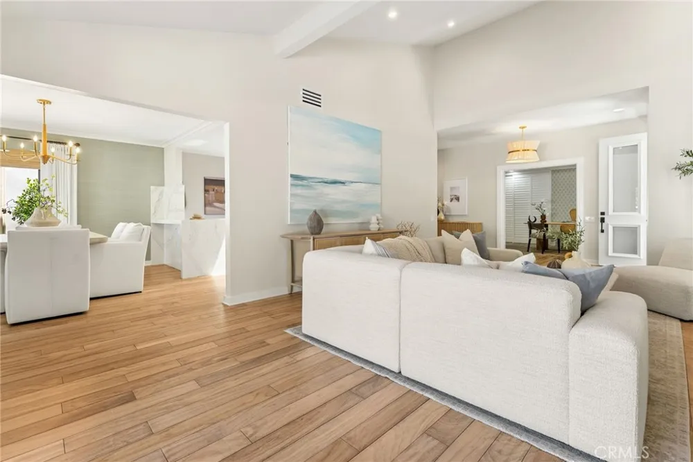 10 Maritime Corona del Mar, CA 92625