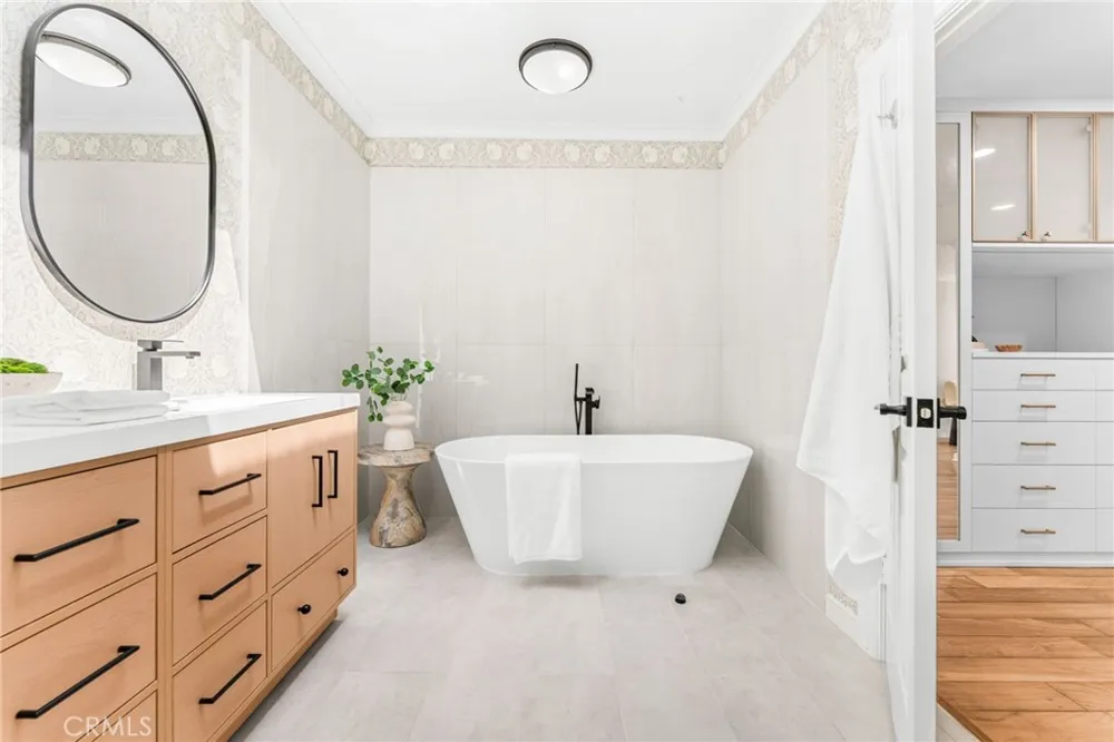 10 Maritime Corona del Mar, CA 92625