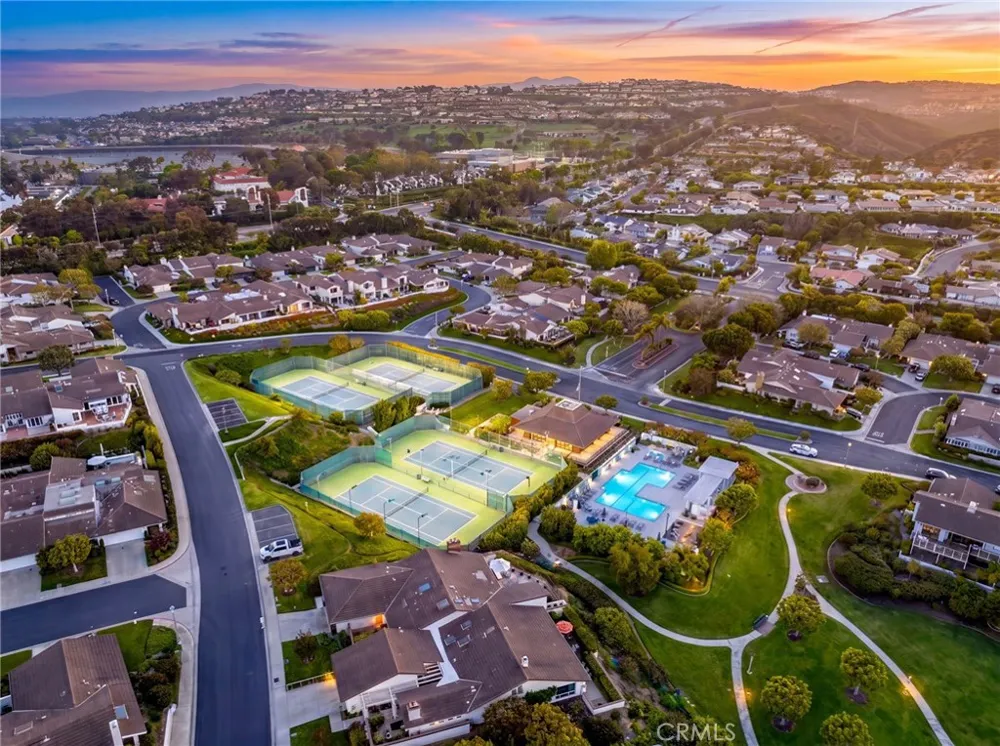 10 Maritime Corona del Mar, CA 92625