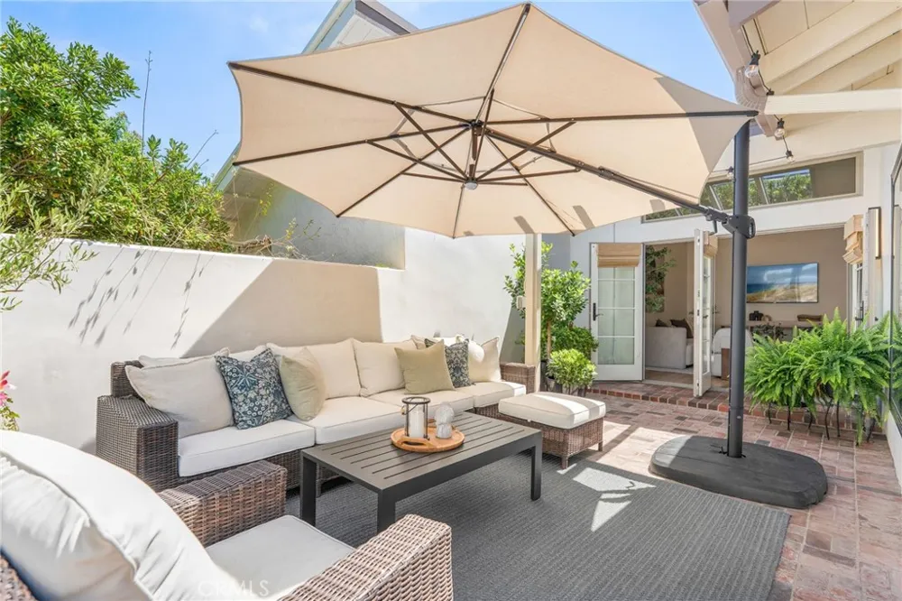 10 Maritime Corona del Mar, CA 92625