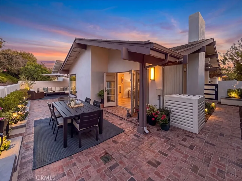 10 Maritime Corona del Mar, CA 92625