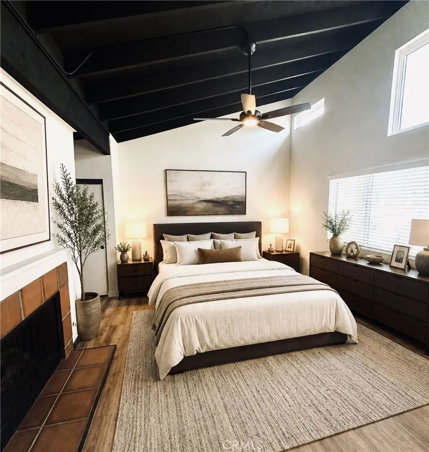 313 Diamond Newport Beach, CA 92662