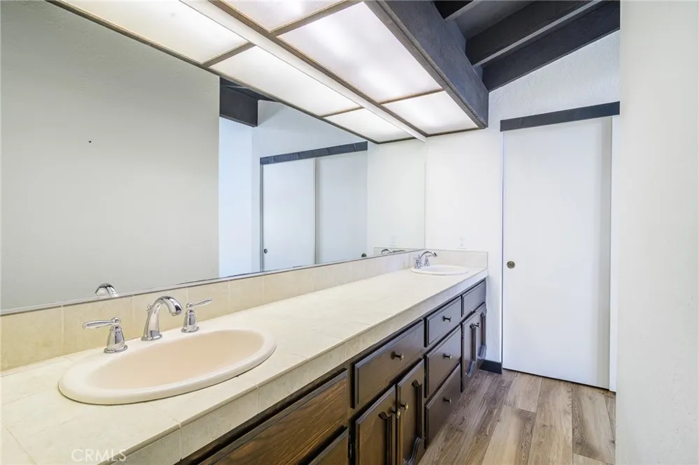 313 Diamond Newport Beach, CA 92662