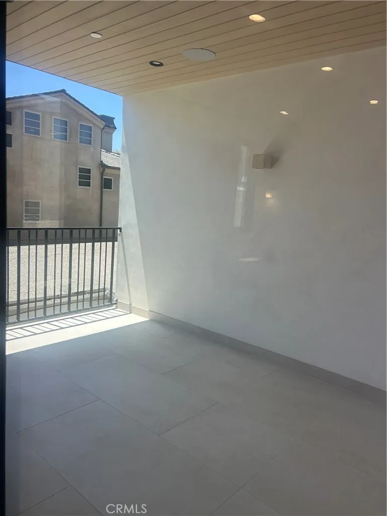 612 Begonia Avenue Corona del Mar, CA 92625