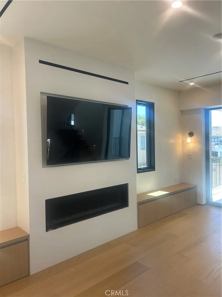 612 Begonia Avenue Corona del Mar, CA 92625