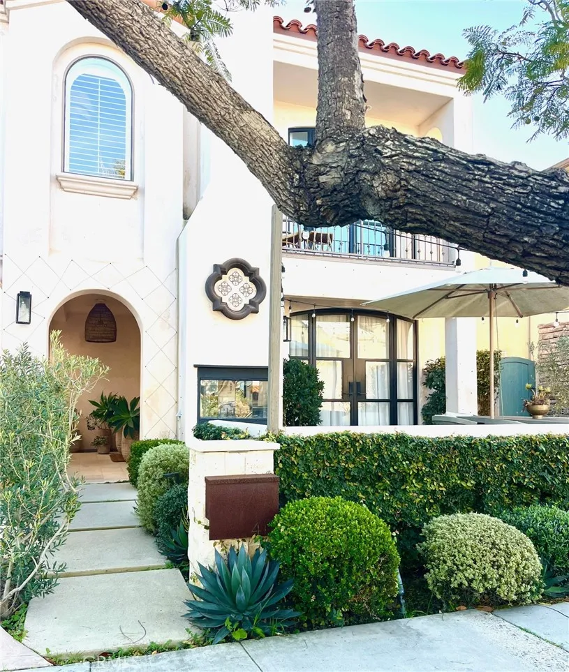412 Acacia Avenue Corona del Mar, CA 92625