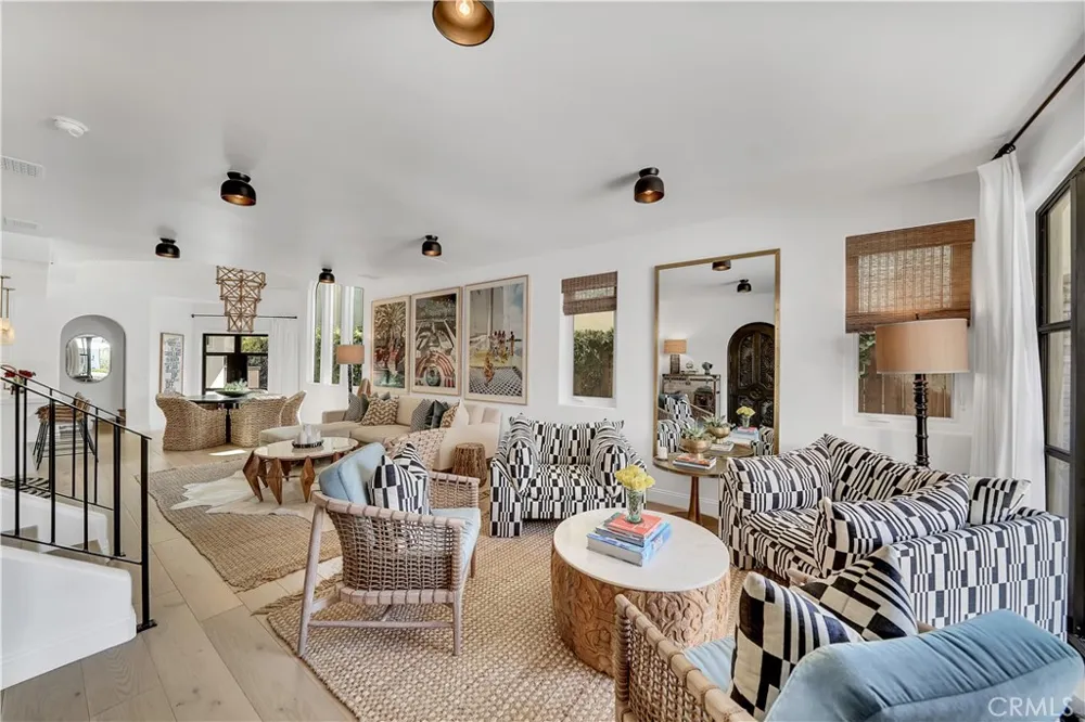 412 Acacia Avenue Corona del Mar, CA 92625