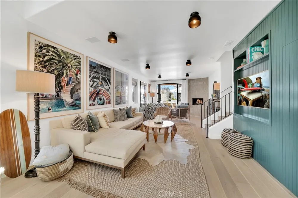412 Acacia Avenue Corona del Mar, CA 92625
