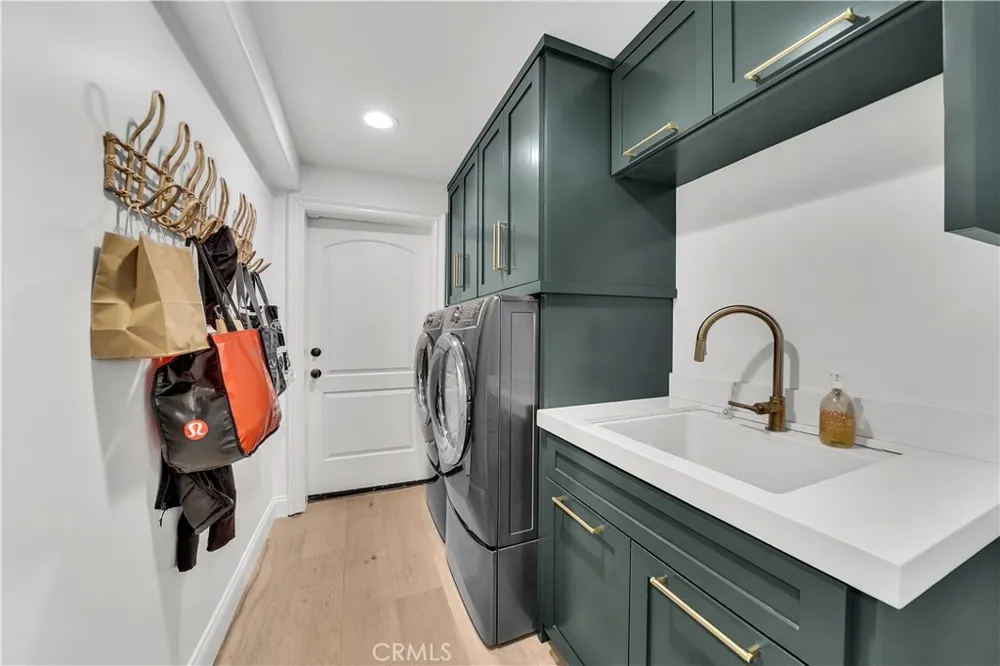412 Acacia Avenue Corona del Mar, CA 92625