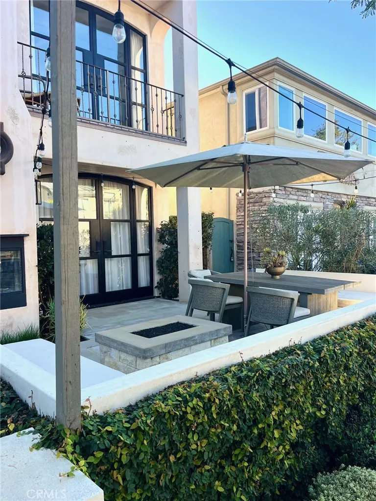 412 Acacia Avenue Corona del Mar, CA 92625