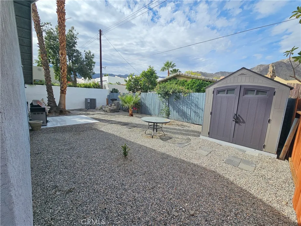 54925 Avenida Alvarado La Quinta, CA 92253