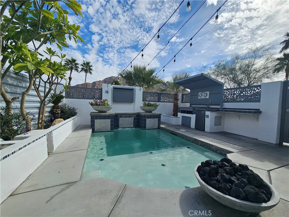 54925 Avenida Alvarado La Quinta, CA 92253