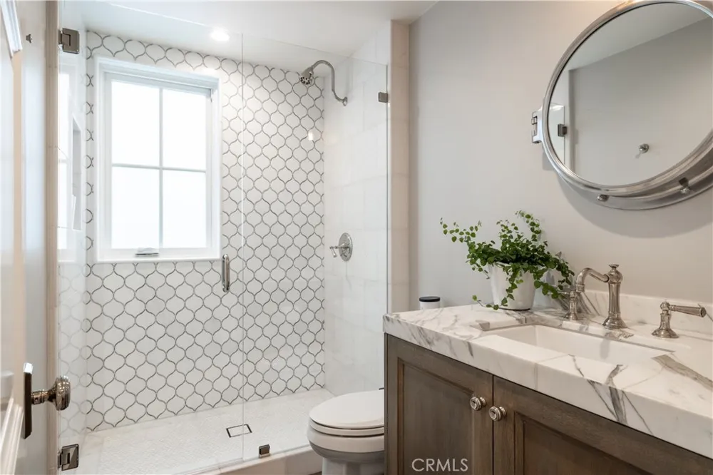 121 41st Newport Beach, CA 92663