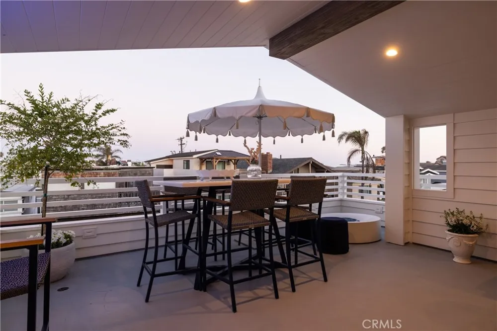 121 41st Newport Beach, CA 92663