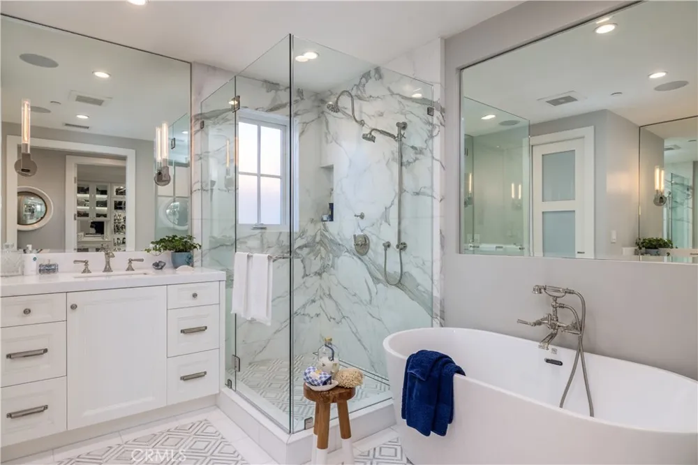 121 41st Newport Beach, CA 92663